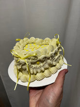 Load image into Gallery viewer, Vintage Cakes
