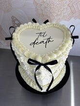 Load image into Gallery viewer, Vintage Cakes