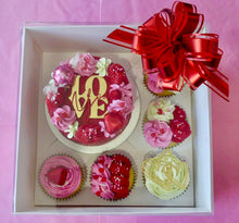 Load image into Gallery viewer, Valentines Bento Box
