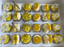 Load image into Gallery viewer, Cupcakes
