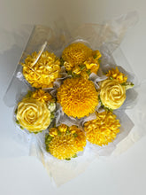 Load image into Gallery viewer, Cupcake Bouquets
