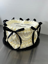 Load image into Gallery viewer, Vintage Cakes
